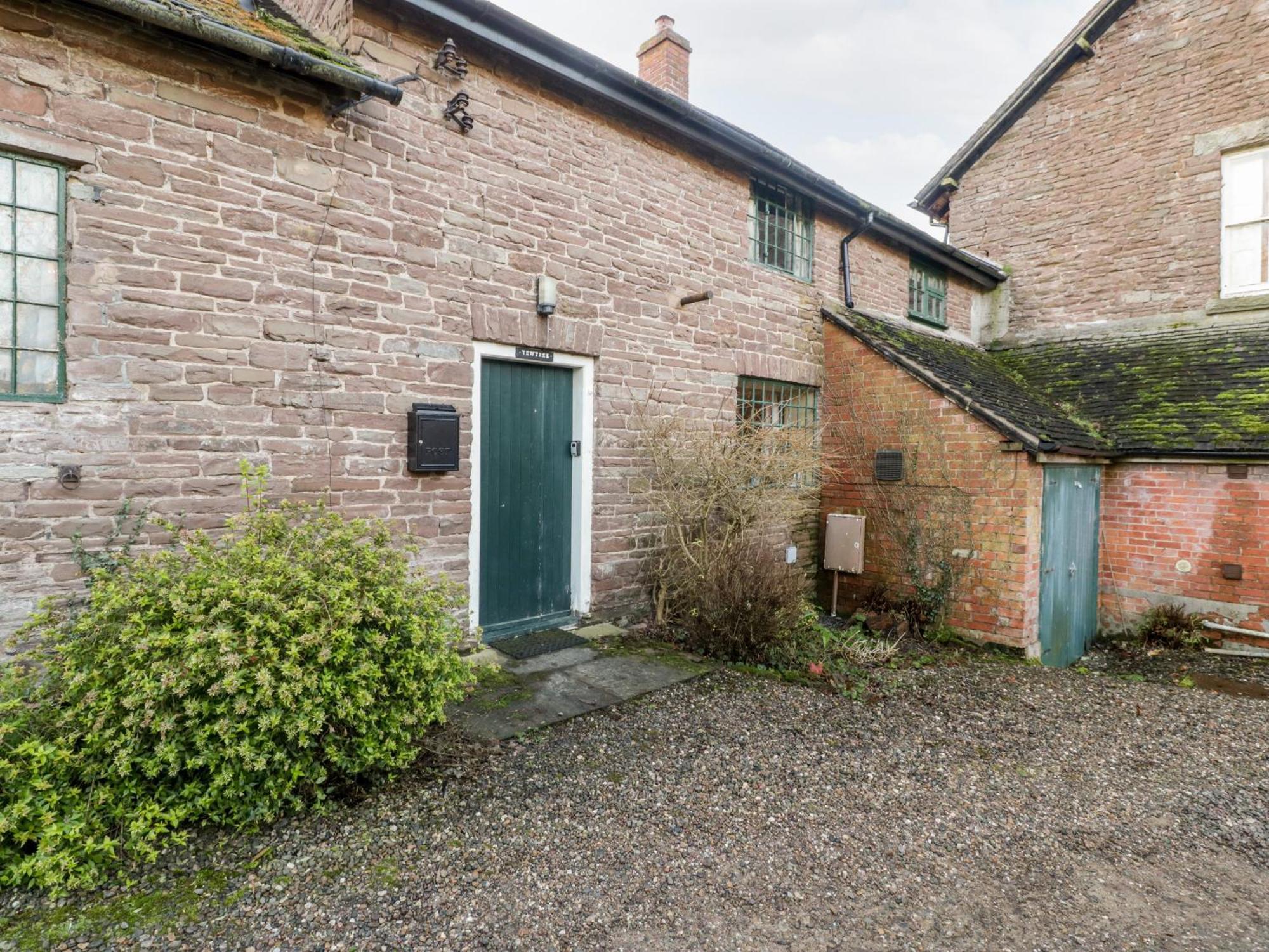 Yew Tree Cottage ลีโอมินสเตอร์ ภายนอก รูปภาพ